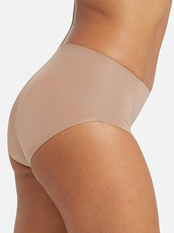 Spanx Undie-Tectable Shaping-Slip 5 Spanx Undie-Tectable Shaping-Slip – Bild 3